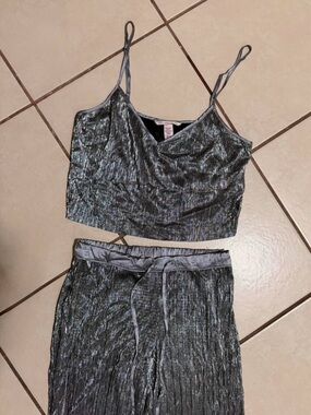 Victoria's Secret SILVER Pleated Plisse Sleep Set Top &  Lounge Wide Leg Pants